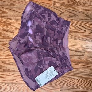 Lululemon Tracker Short 4 inch